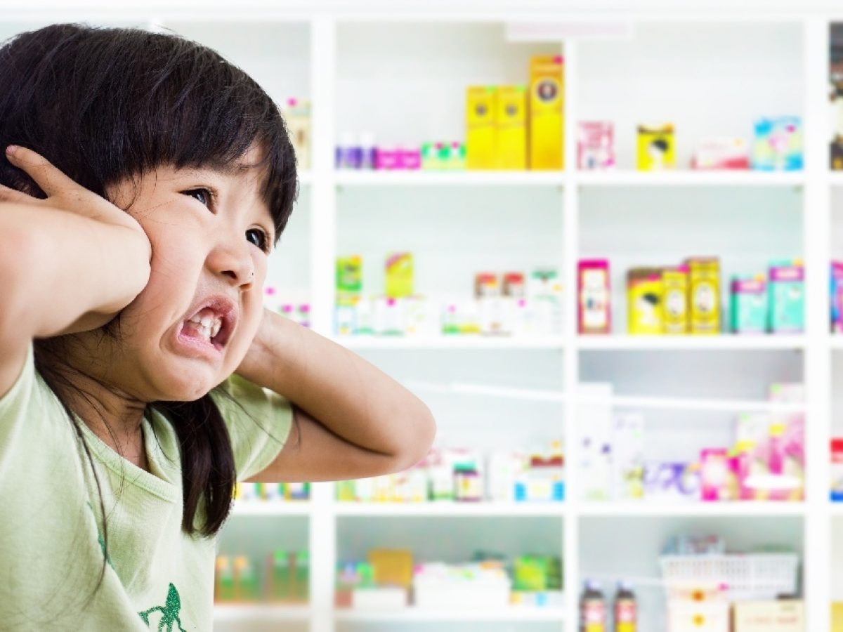 5 tips to help your toddler cope with loud noises