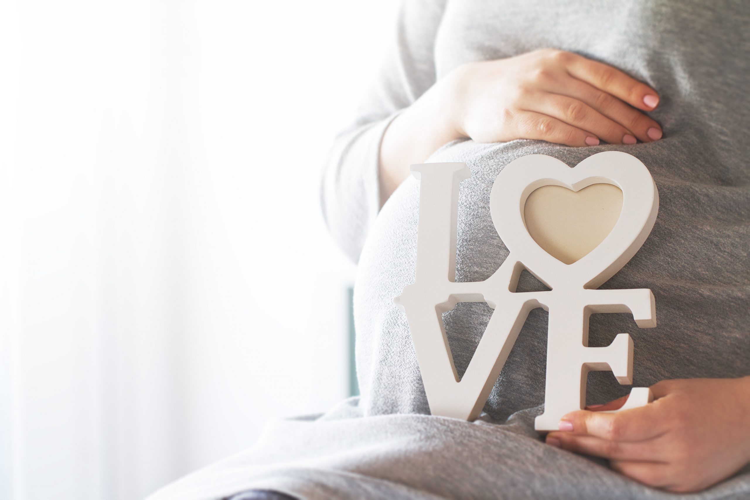 How To Celebrate Valentine’s Day When You’re Pregnant 