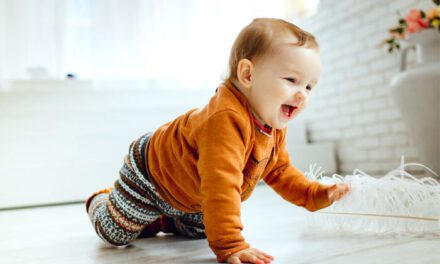 How To Handle A Developmental Milestone Delay In Your Baby?